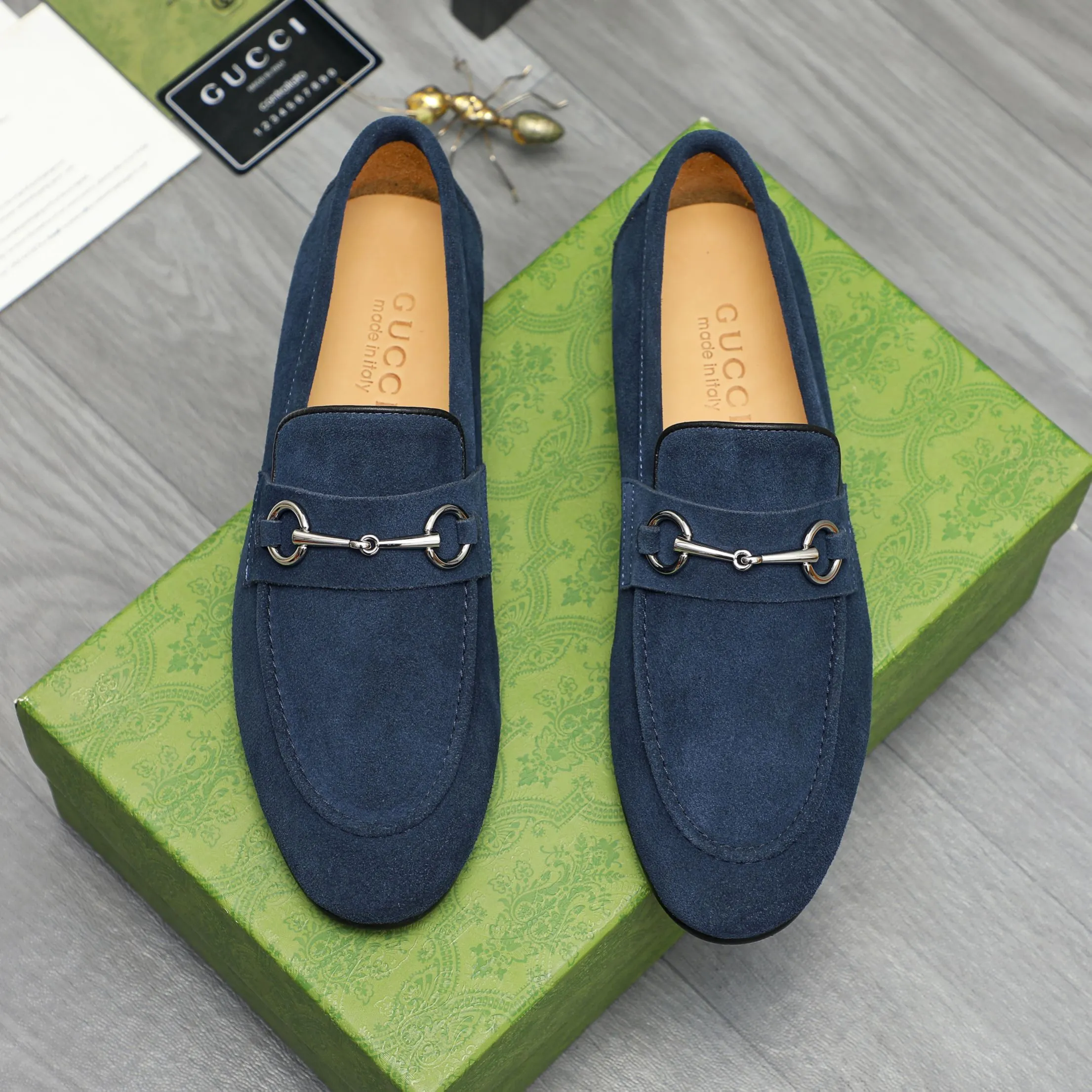 Men's shoes 💰p400 Product trademark: GUCCI "Gucci" business casual leather shoes Regular size: 38-46 (38.45.46 custom-made, non-returnable) Product materials: Selected suede cowhide upper, cowhide lining, original rubber outsole